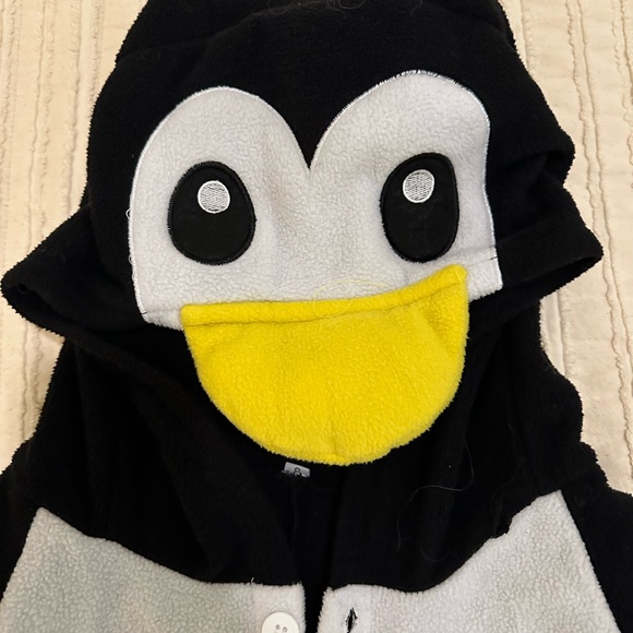 Penguin Onesie - Picture 2 of 4